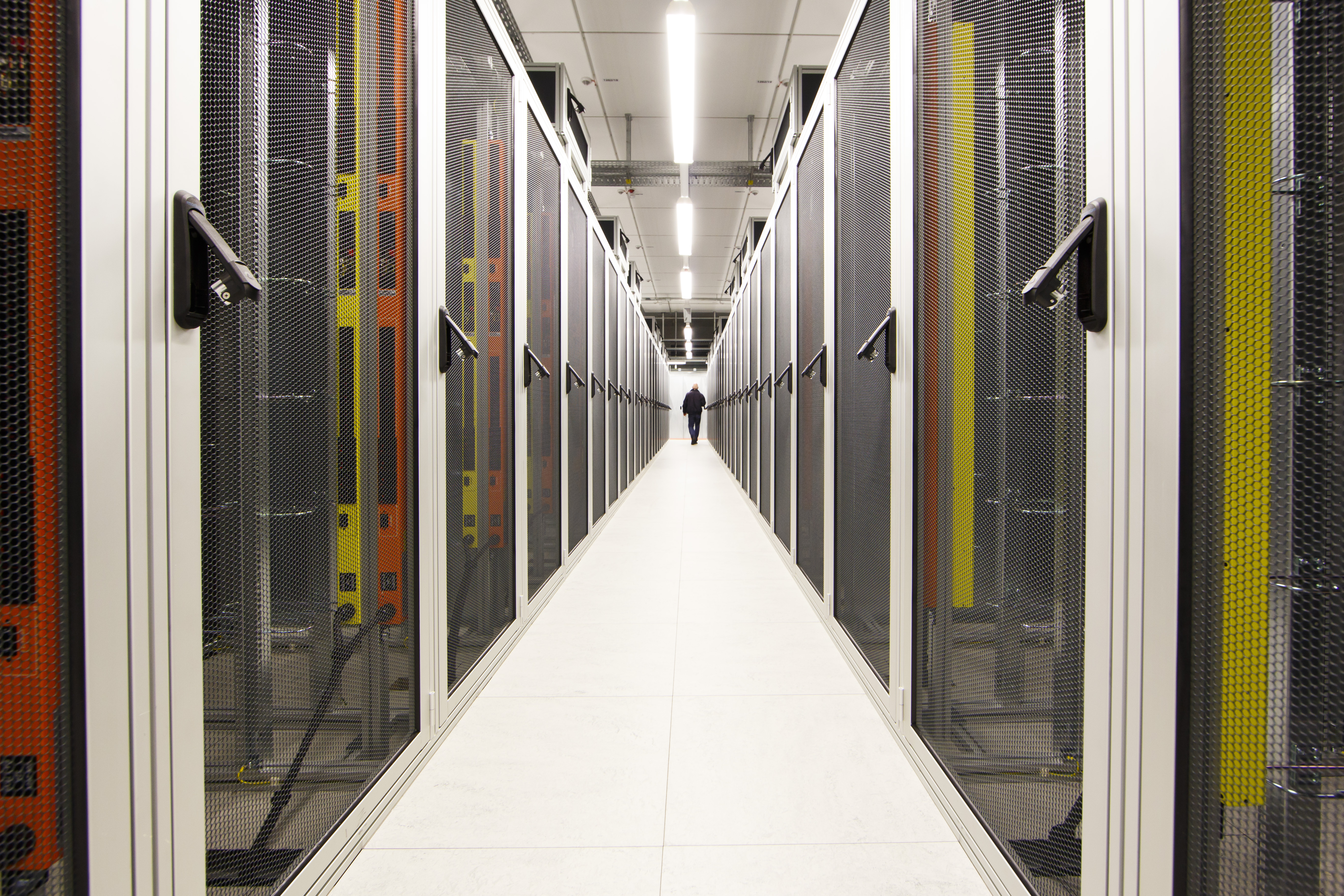 Why We Need a Transatlantic Charter for Data Security and Mobility