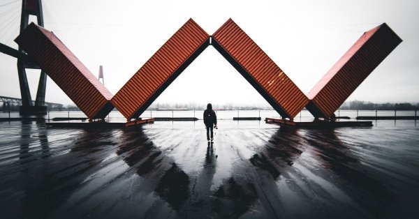 Why Containers Are Becoming Essential For AI Tasks