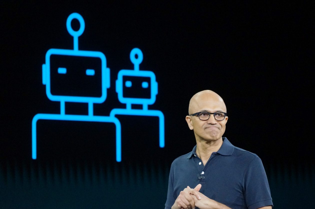 Microsoft invests $1 billion in OpenAI