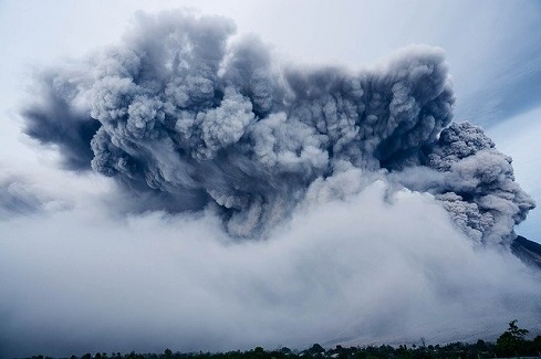 Why Everyone's Data and Analytics Strategy Just Blew Up